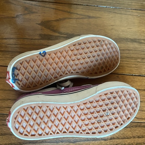 Vans Old Skool Skate Shoe - Picture 6 of 7